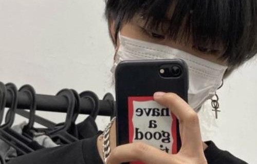 清新文艺气质男生头像