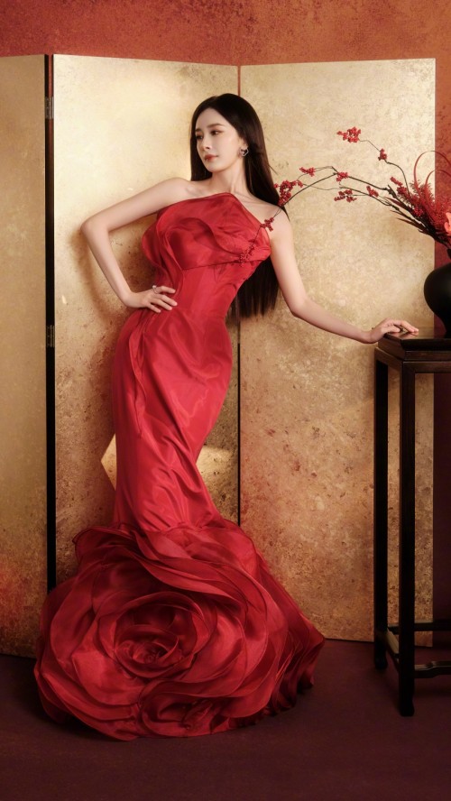 杨幂 新年 红色裙子礼服4k美女手机壁纸