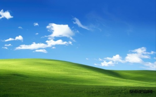 电脑系统windows7基础桌面壁纸蓝天白云绿草地