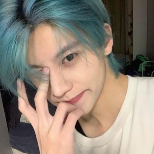 清新文艺气质男生头像