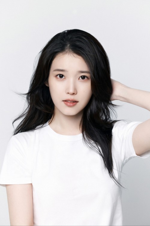 李知恩 白色衣服 高清4k手机壁纸图片