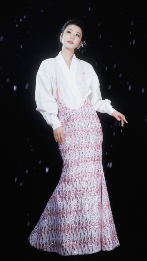 李云霄4k高清手机壁纸全屏